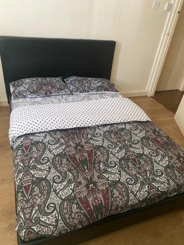 Postel nebo postele na pokoji v ubytování Thomas Court