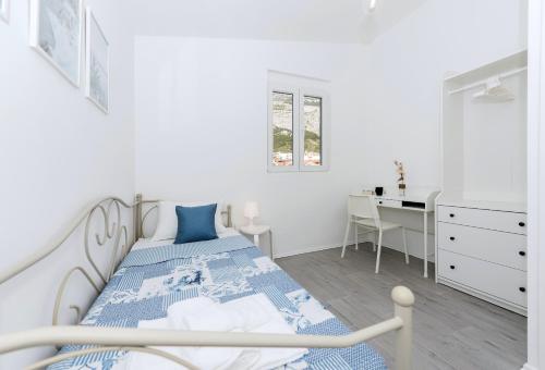 Vista Mare Apartment - 3 Bedroom, Sea View