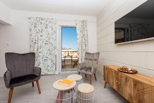 Vista Mare Apartment - 3 Bedroom, Sea View