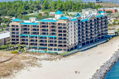 Grand Pointe Unit 610 – Photos 3