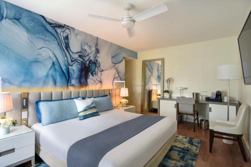 Vuode tai vuoteita majoituspaikassa Hotel Breakwater South Beach