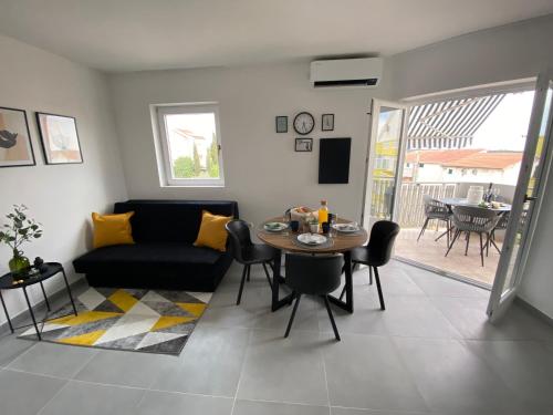 Posezení v ubytování Sara Perfect Stay Novalja