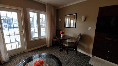 1 BEDROOM STUDIO RESORT – Photos 4