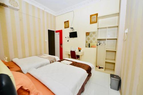 Gallery image of Hotel Alifa Syariah in Padang