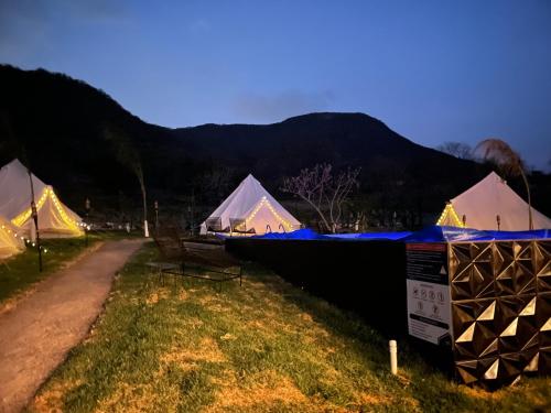 Fotografie z fotogalerie ubytování GLAMPING MOONLEV ATLIXCO Luxury Tend v destinaci Atlixco
