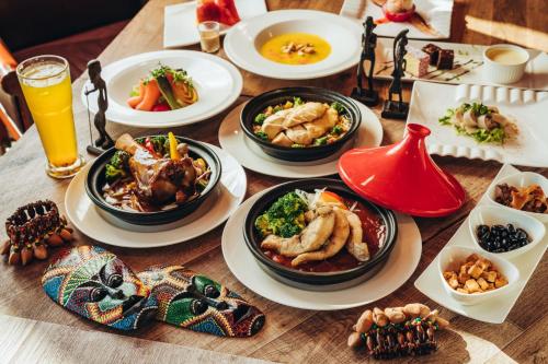 Leofoo Resort Guanshi Guanxi Updated 2022 S Leofoo Resort Guanshi Guanxi Updated, What Time Does Round Table Lunch Buffet End In Taiwan Open Today
