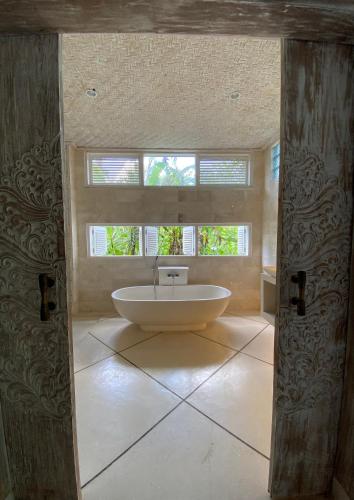 Bagno di Sawah Indah Villa