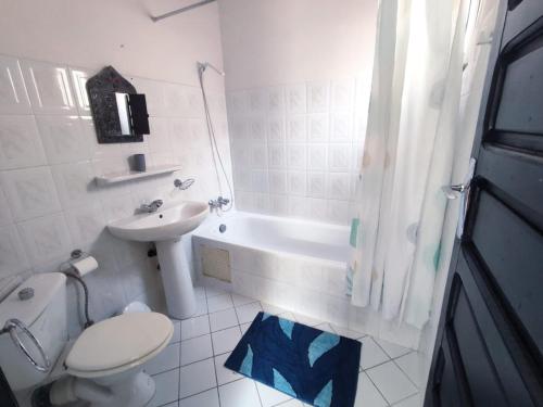 Ванная комната в Riad Nour Travel-Les Riads Nour Resorts