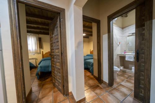 A bathroom at RuralEcofilabres