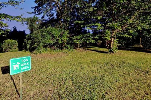 Φωτογραφία από το άλμπουμ του Sonesta Simply Suites Hampton σε Hampton