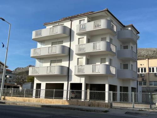 Fotografie z fotogalerie ubytování Apartments Lucia v destinaci Podstrana