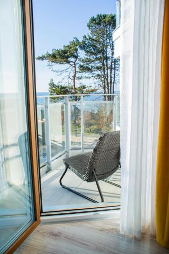 APARTAMENT ELEGANCE YELLOW w Let's Sea Basen&SPA