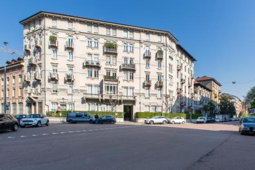 Mondadori Apartment - Luxury Terrace near Porta Nuova, Duomo & Navigli