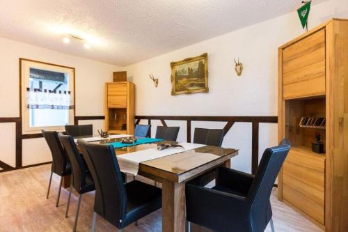 Fotografie z fotogalerie ubytování Ferienhaus-Chalet-Dattenfeld v destinaci Windeck