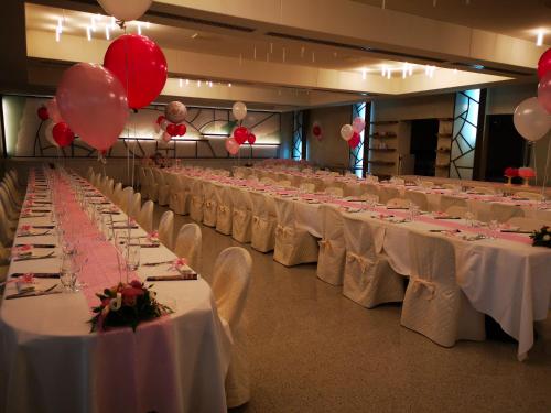 Gallery image of Albergo Aprica in Darfo