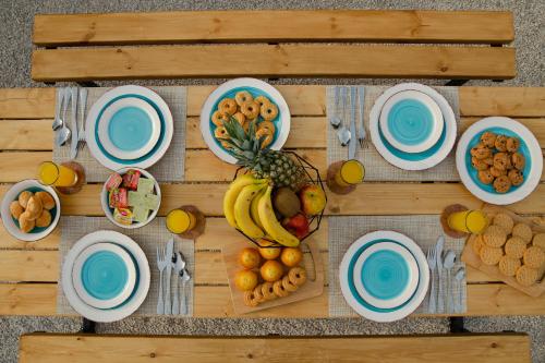 Makanan di atau berdekatan apartmen