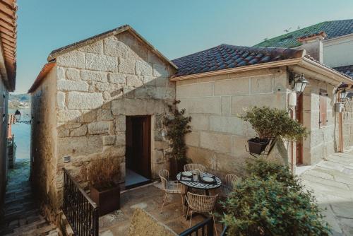 The building in which the holiday home is located