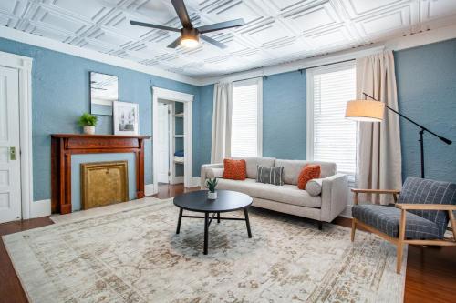 Posezení v ubytování Hall of Fame - Downtown Knoxville