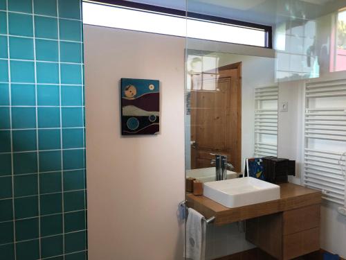 Koupelna v ubytování Casa do Cruzeiro do Outeiro -comfort and tradition