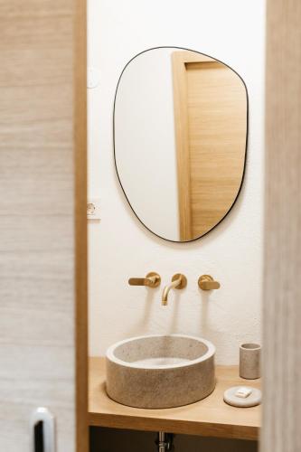 Bilik mandi di Grad Štanjel House