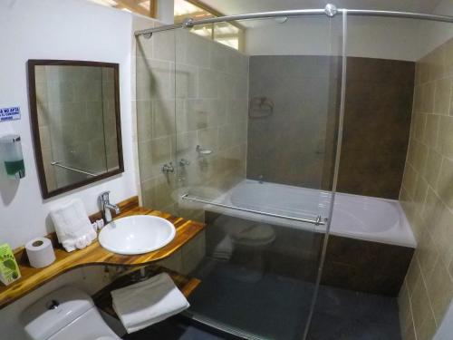 ห้องน้ำของ Finca Hotel La Quinta Porra