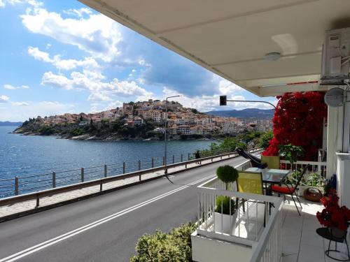Globy SeaView Apartments Kavala
