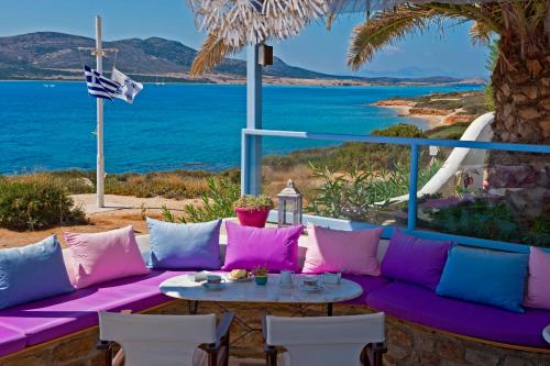 Gallery image of Blue Dolphin Antiparos Villas and Suites in Agios Georgios