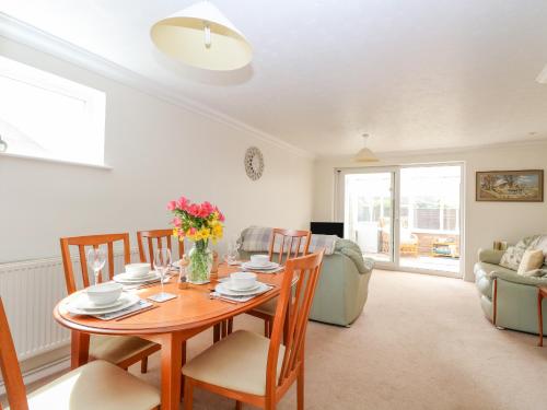 16 Heron Gardens – Photos 3