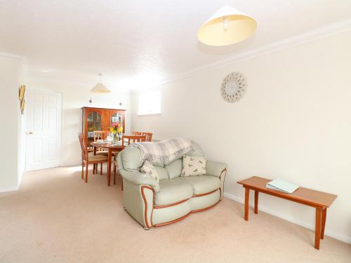 16 Heron Gardens – Photos 5