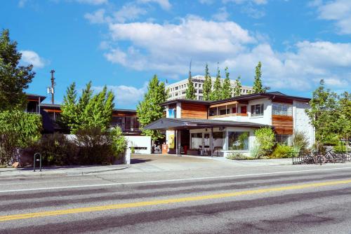 a building on the corner of a street at Modern Hotel in Boise