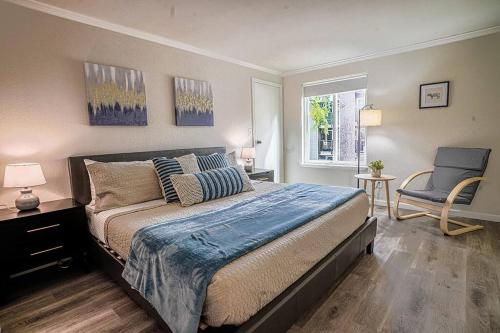 Gallery image of Condo with king bed, walk to Microsoft & park in Bellevue