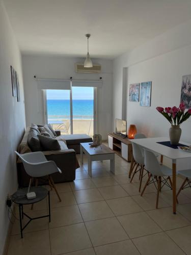 Posezení v ubytování Alex Beach Apartment 31