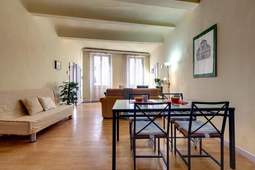 Oriuolo Apartment by Mamo Florence