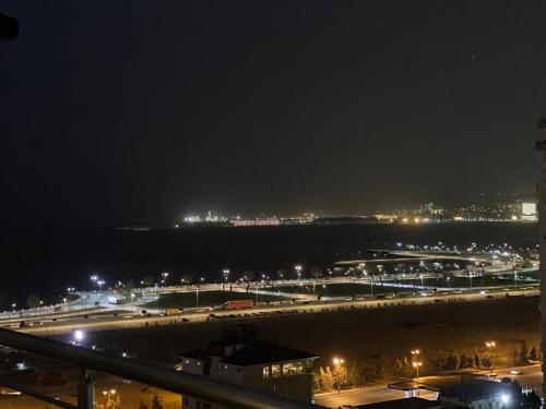 アパートメントから撮影された、または一般的な海の景色