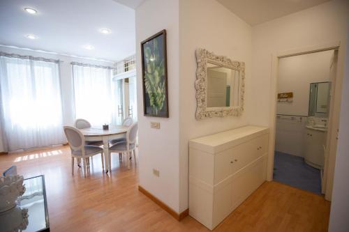 Φωτογραφία από το άλμπουμ του Star in Toledo By Dimorra στη Νάπολη