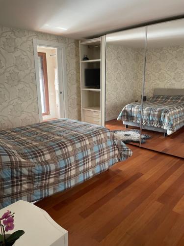 Postel nebo postele na pokoji v ubytování Futura home