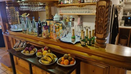 Jídlo v hotelu nebo okolí