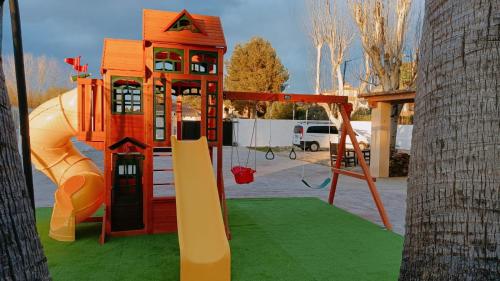 Gallery image of Las Palmeras Playamonte in Navarrés