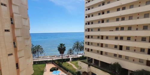 Neptuno 403. Wonderful One-Bedrooms Apartment with Sea Views