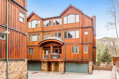 Mill Creek Townhome – Photos 4