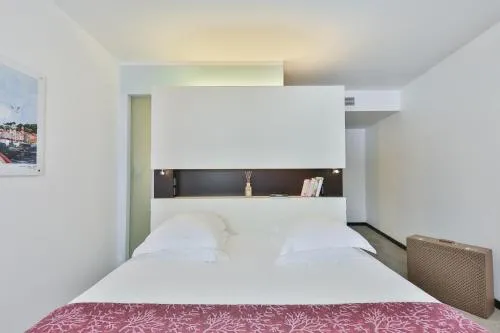 Royal Antibes - Luxury Hotel, Résidence, Beach & Spa photo 4