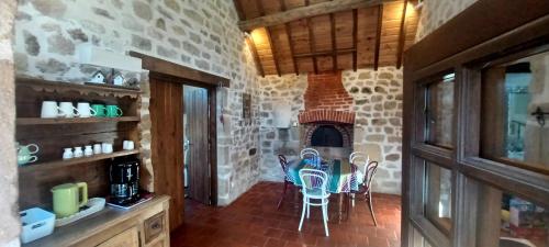 Photo de la galerie de l'établissement Domaine de Renière, à Buxières-les-Mines