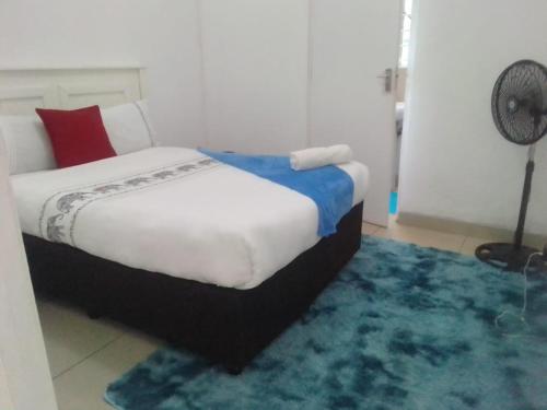 Postel nebo postele na pokoji v ubytování Linze lodge