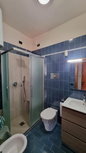 Ένα μπάνιο στο Appartamento Isabella - Residence Montesole