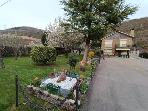 Φωτογραφία από το άλμπουμ του Villa en la Reserva de la Biosfera de Gordón σε Huergas y El Millar
