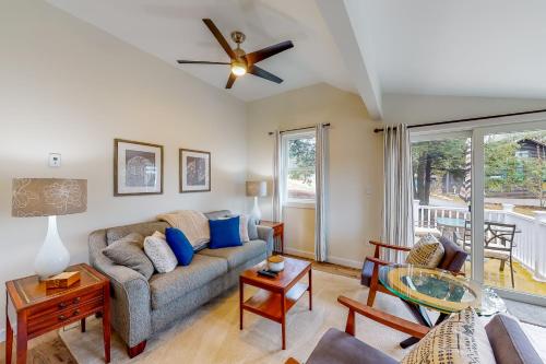 Lakeside Living – Photos 3