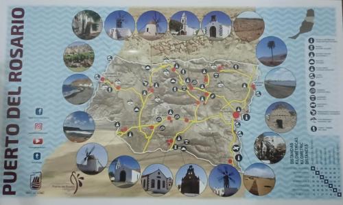 a map of the usa on a book at Vivienda vacacional in Puerto del Rosario