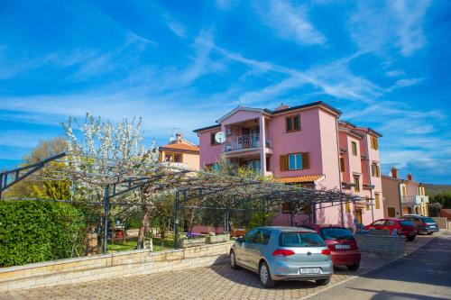 Budova, kde se apartmán nachází