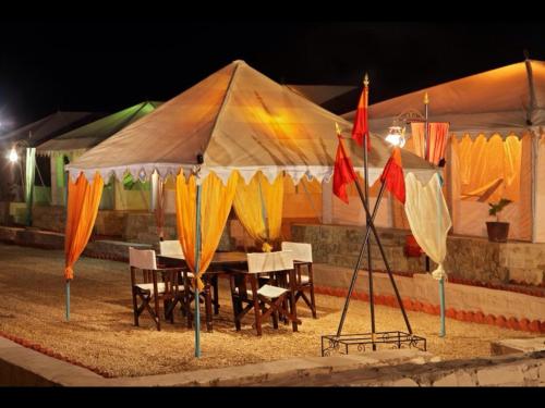 Afbeelding uit fotogalerij van The Mama's Resort & Camp in Jaisalmer