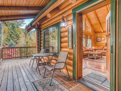 Balkón nebo terasa v ubytování Forest View Lodge - Meredith Lodging